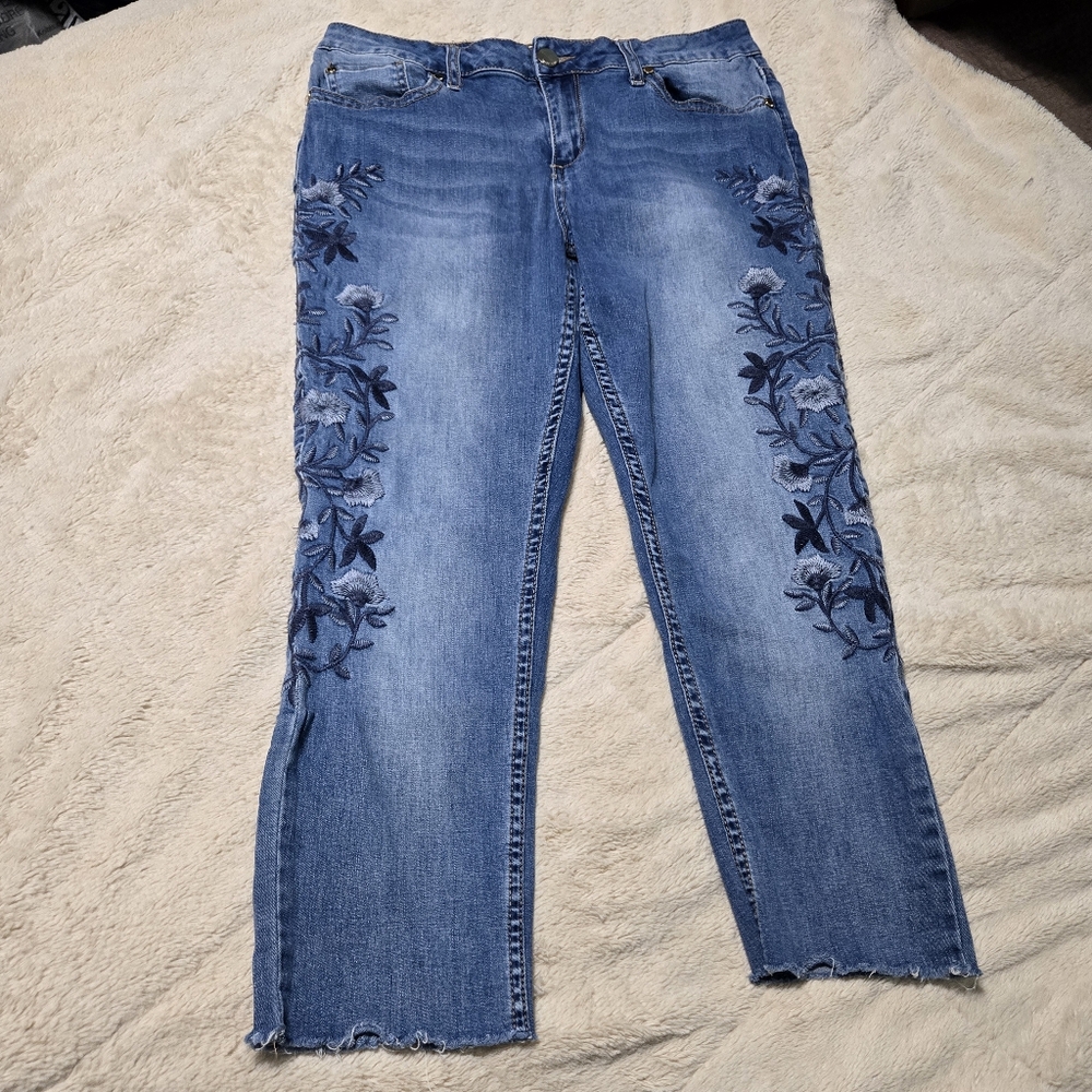 Seven7 Jeans 7 SEVEN Denim MID RISE Skinny Straight Leg blue jeans, size 12